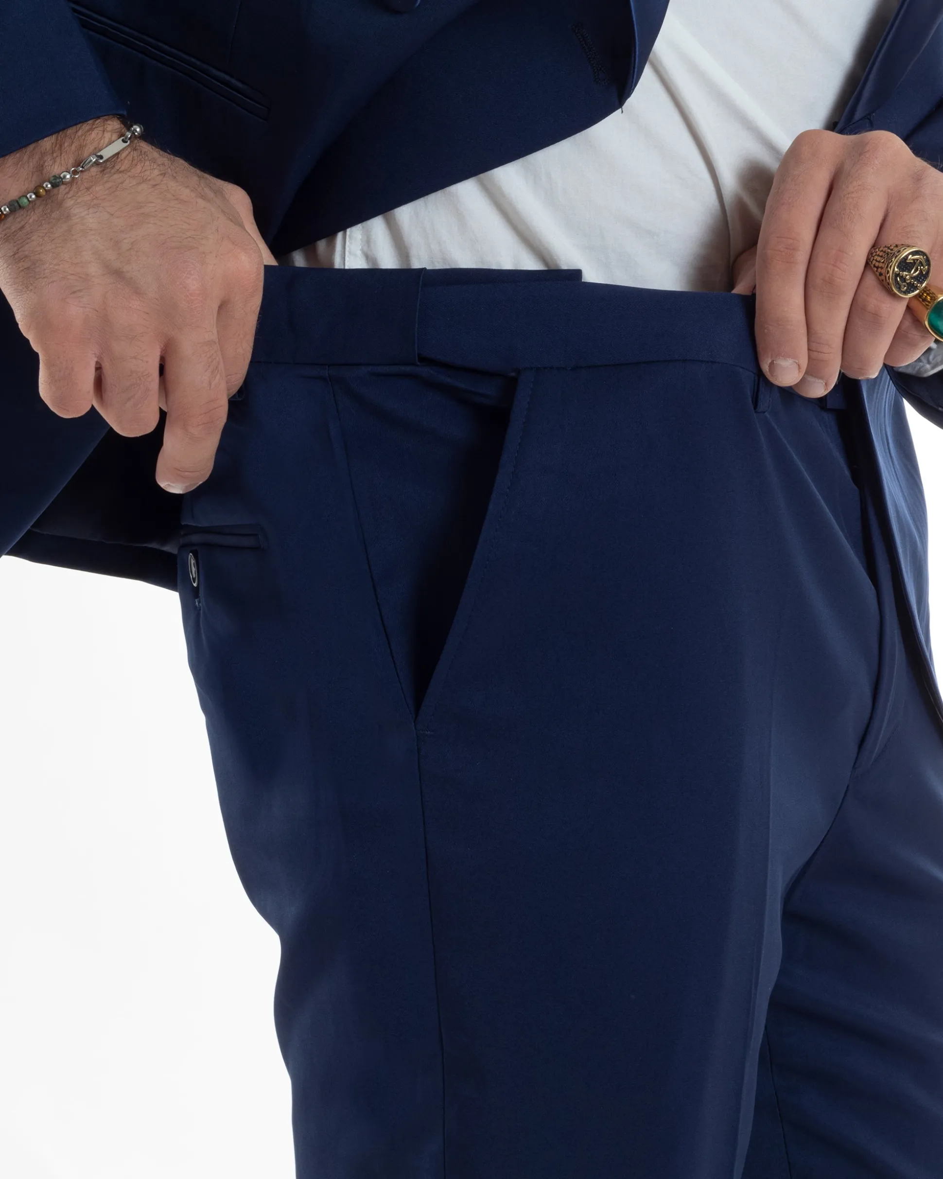 Abito Uomo Doppiopetto Quattro Bottoni Vestito Completo Smoking Rever Sciallato Raso Blu AE1112A