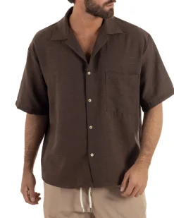 Camicia maniche corte uomo colletto bowling taschino relaxed fit marrone GIOSAL-CC1232A