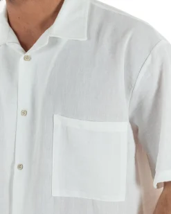 Camicia maniche corte uomo colletto bowling taschino relaxed fit bianco GIOSAL-CC1233A