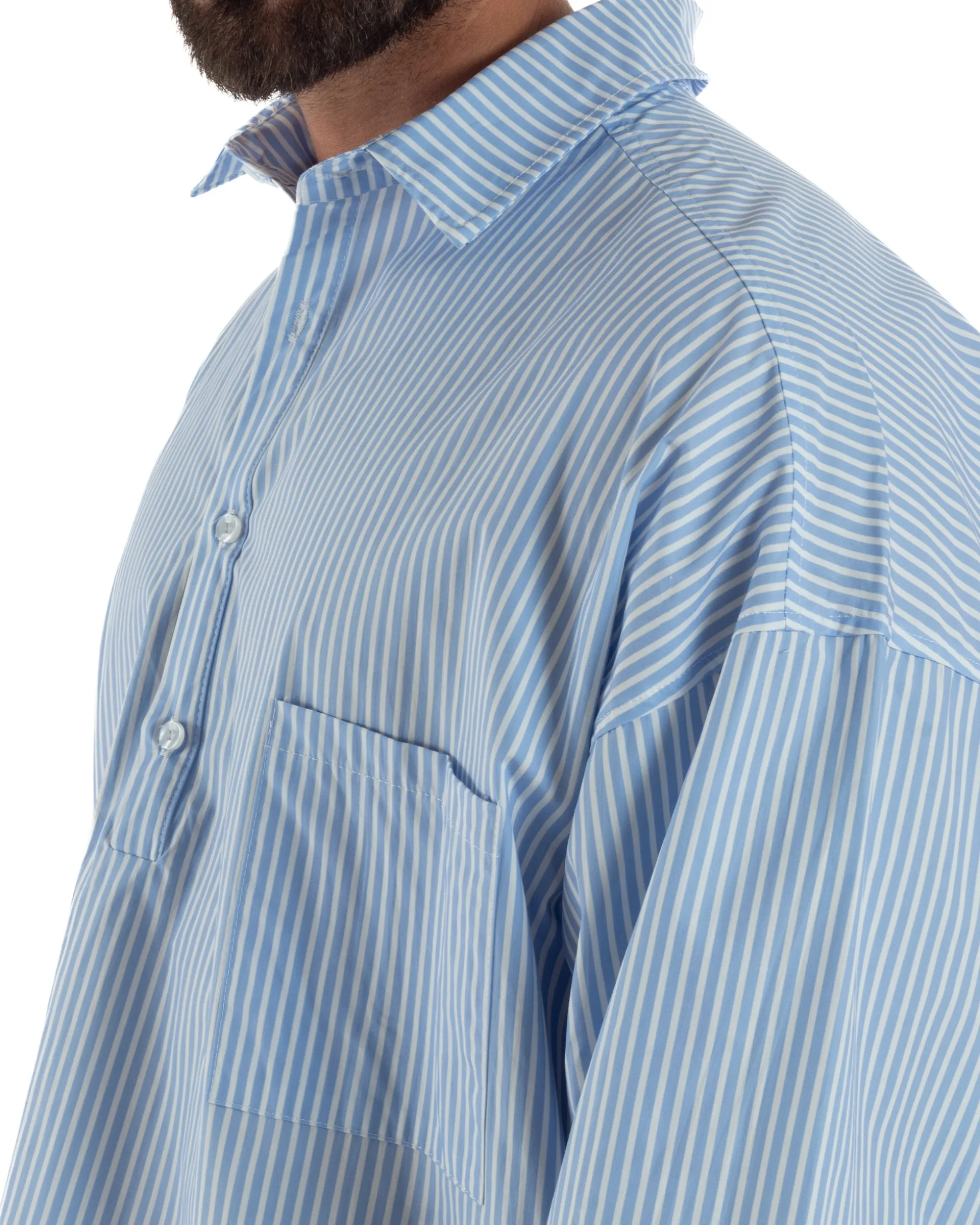 Camicia uomo serafino colletto crop rigata boxy fit tasca celeste GIOSAL-C3083A