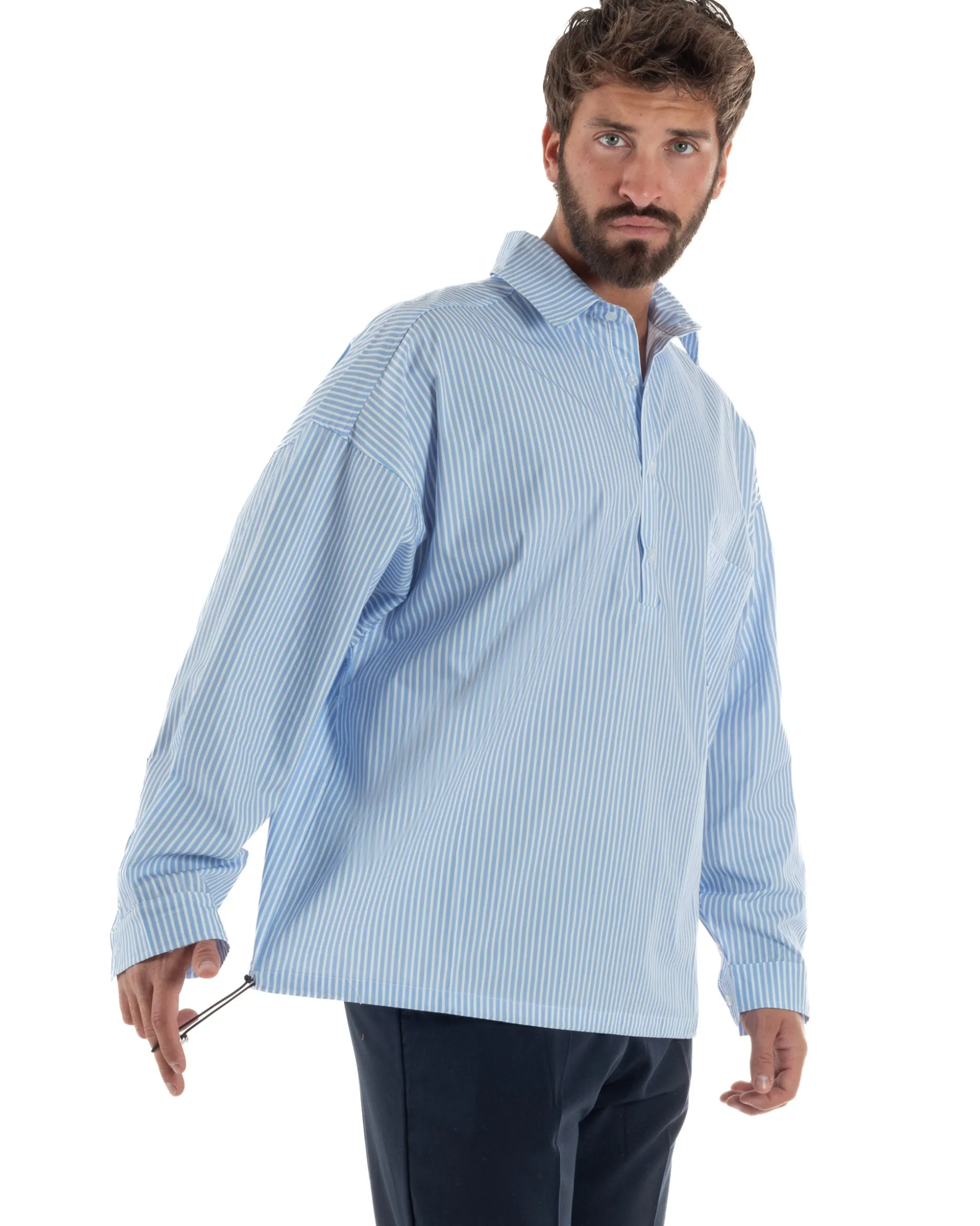 Camicia uomo serafino colletto crop rigata boxy fit tasca celeste GIOSAL-C3083A