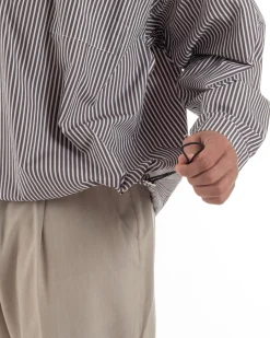 Camicia uomo serafino colletto crop rigata boxy fit tasca marrone GIOSAL-C3084A
