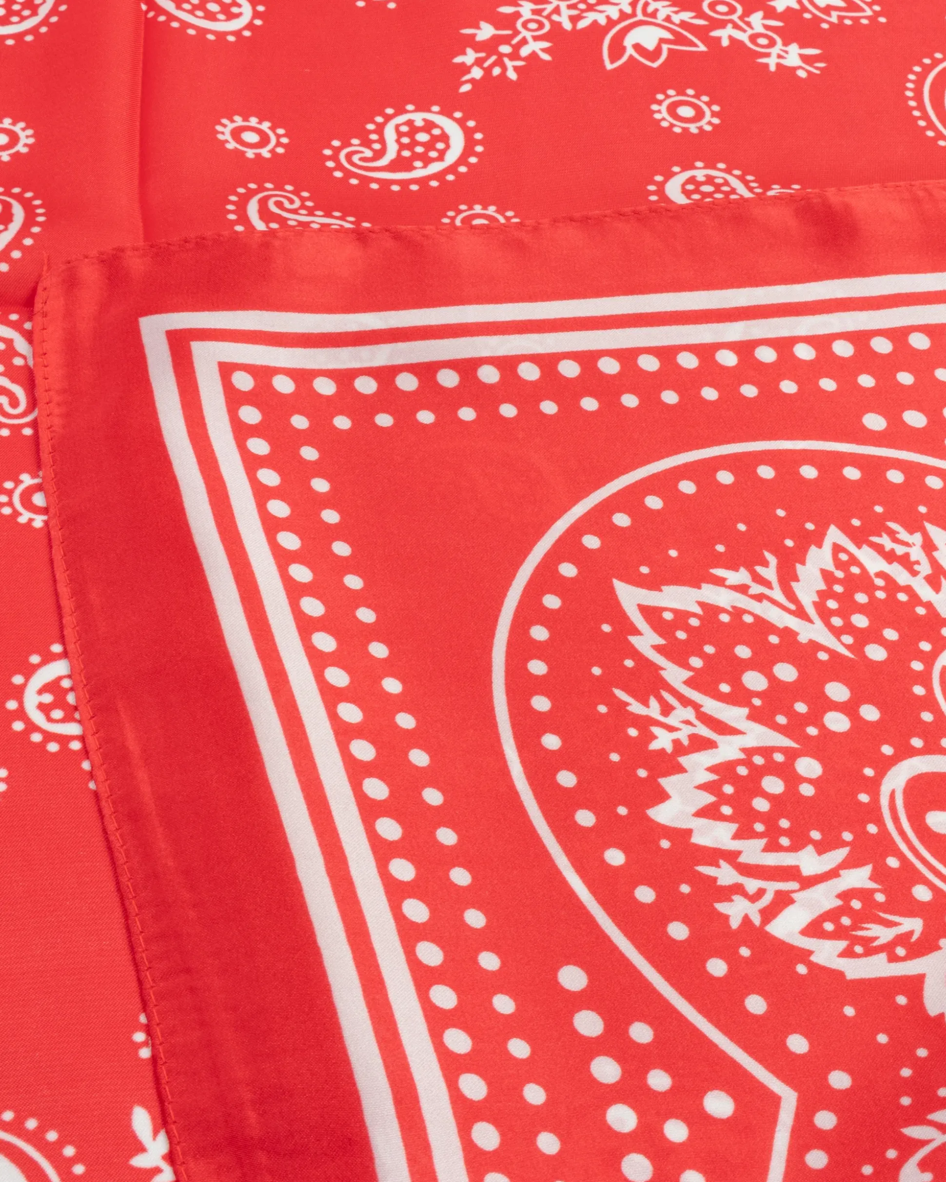 Foulard uomo unisex bandana paisley medaglione simmetrico bordo satinato rosso GIOSAL-FD1012A