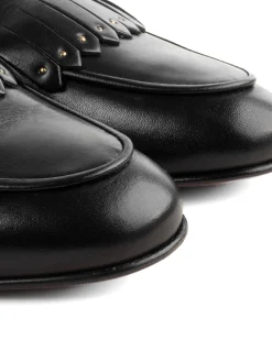 Mocassini uomo con fibbia frangia borchie scarpe copelle eleganti pelle vitello cerimonia suola di cuoio con ovalino antiscivolo casual nero GIOSAL-S1272A