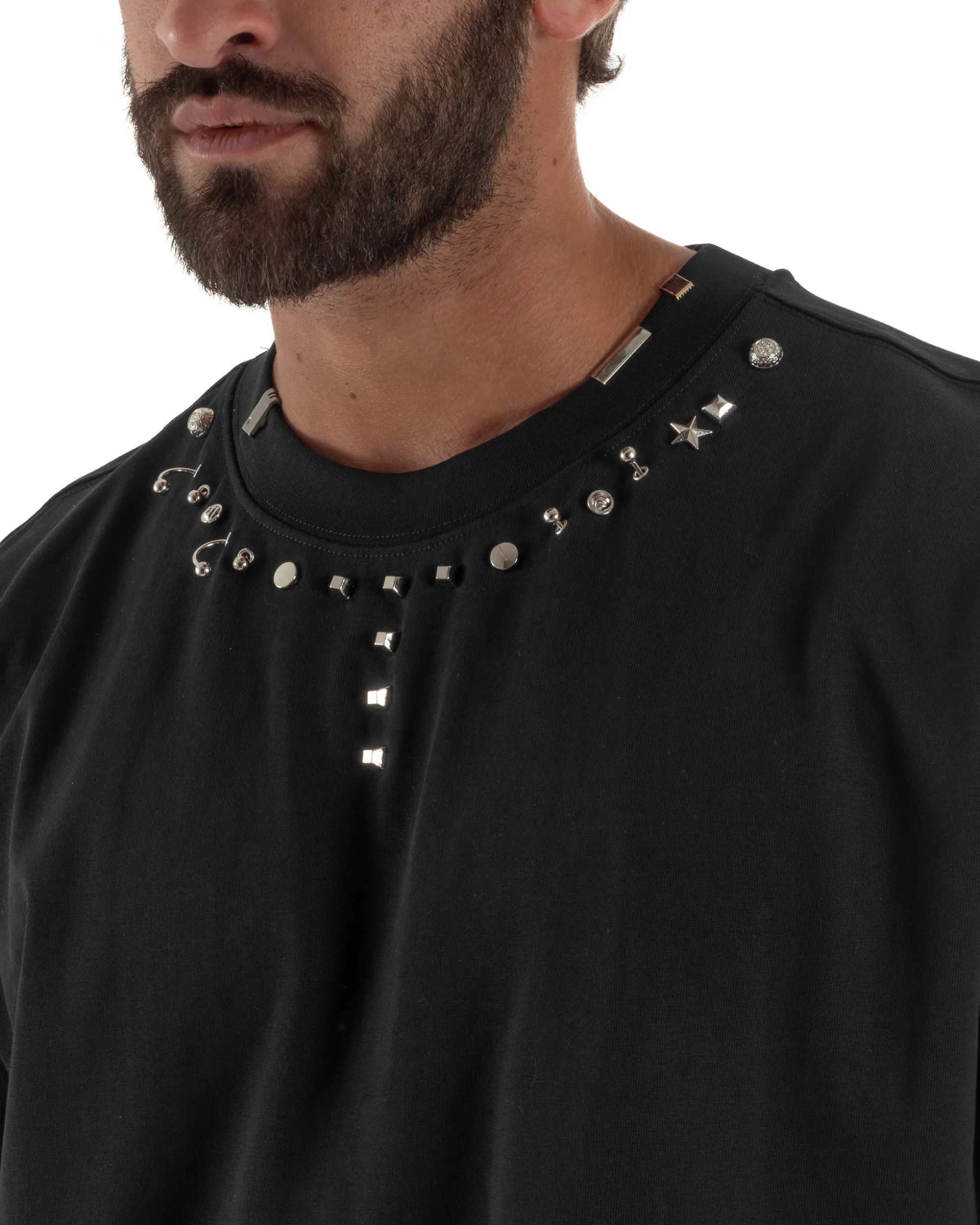 T-shirt uomo girocollo oversize borchie basic nero GIOSAL-TS3260A